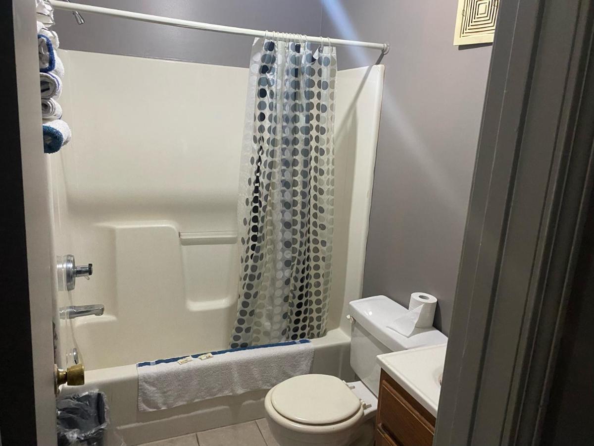 Hoosier Travel Lodge Jeffersonville Buitenkant foto