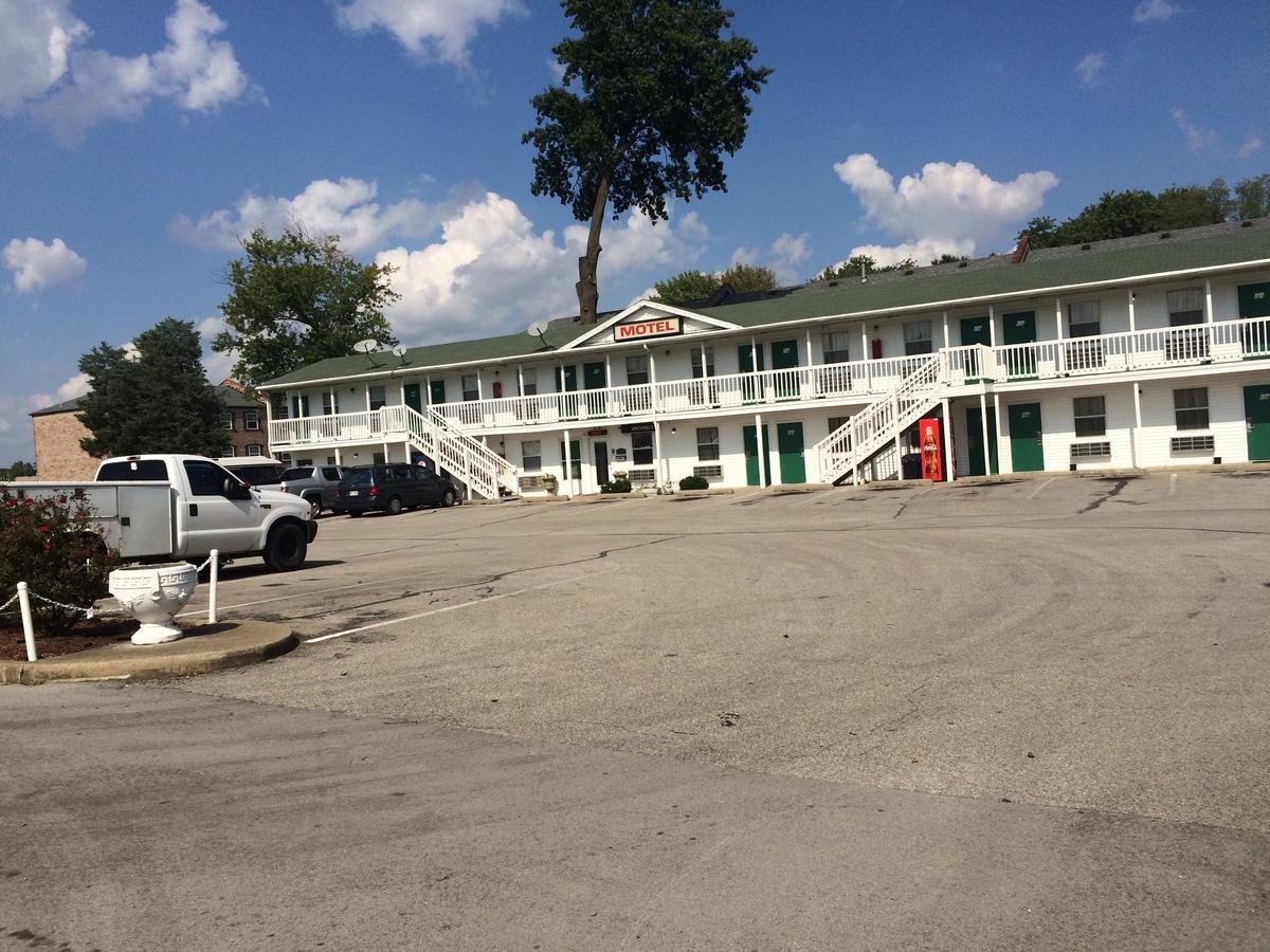 Hoosier Travel Lodge Jeffersonville Buitenkant foto